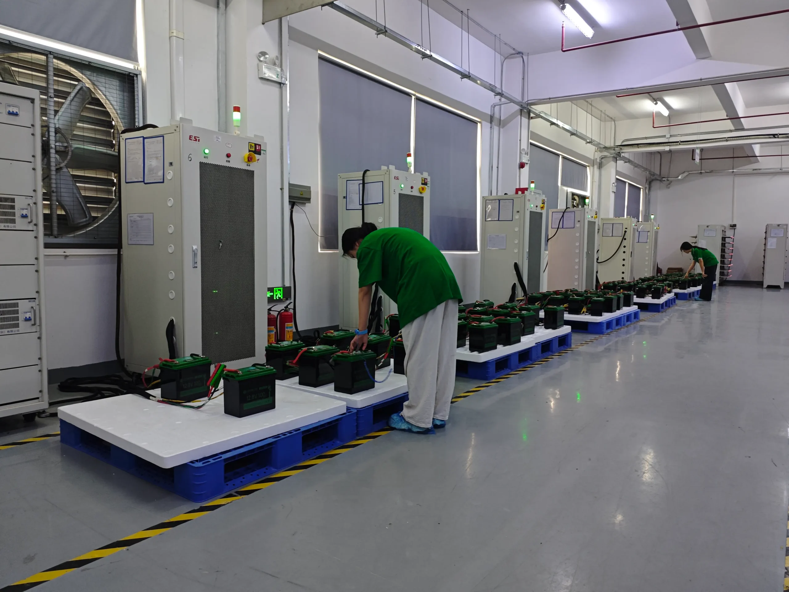 Hysincere custom lithium battery pack validation and testing area